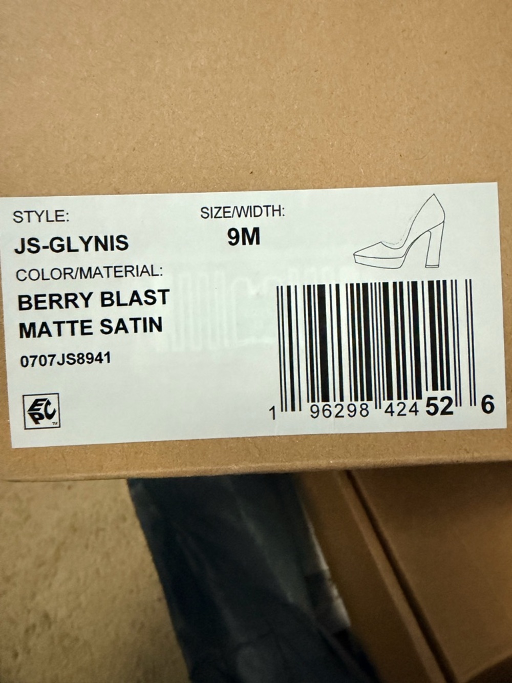 NWT-Jessica Simpson Satin Fuchsia Platform Pump- Box Has No Lid - Picture 7 of 8